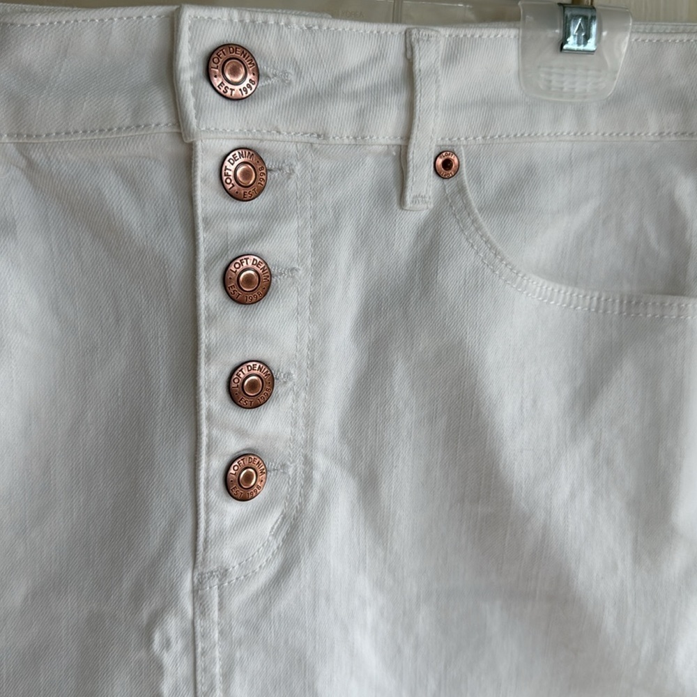 Loft White Button-Front Denim Skirt size 6 - Picture 3 of 6